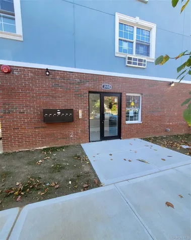 3550 Laconia Avenue Bronx NY 10469