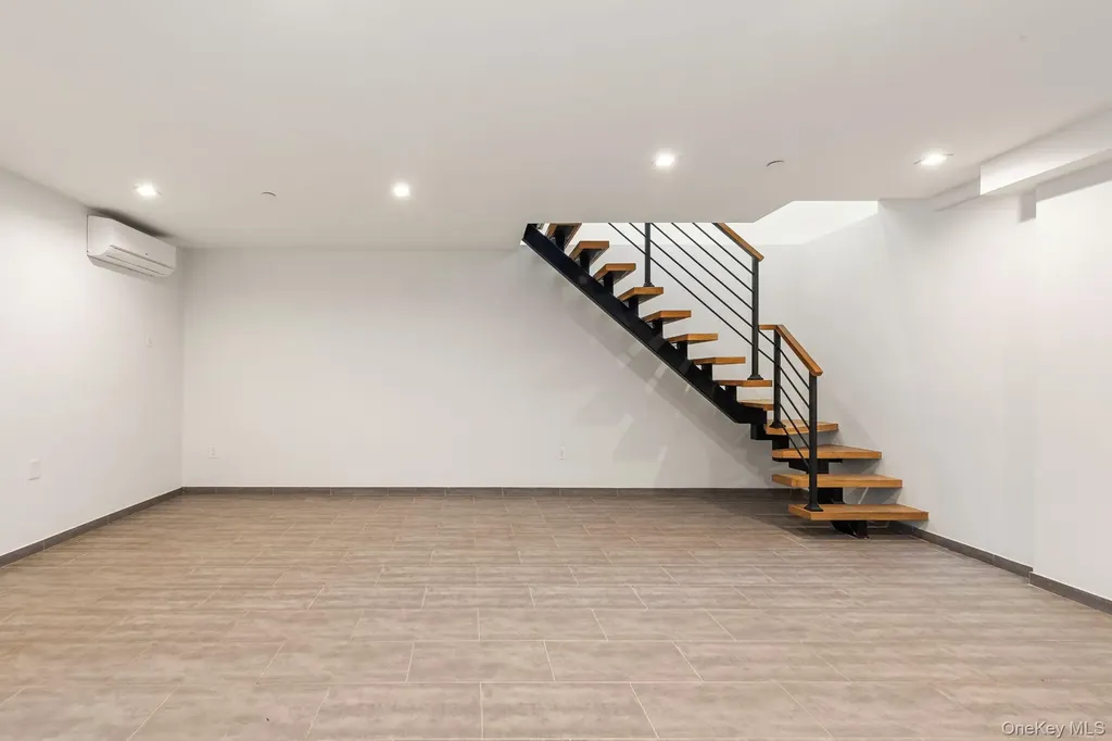 311 Hart Street Brooklyn NY 11206