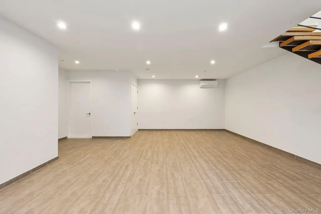 311 Hart Street Brooklyn NY 11206