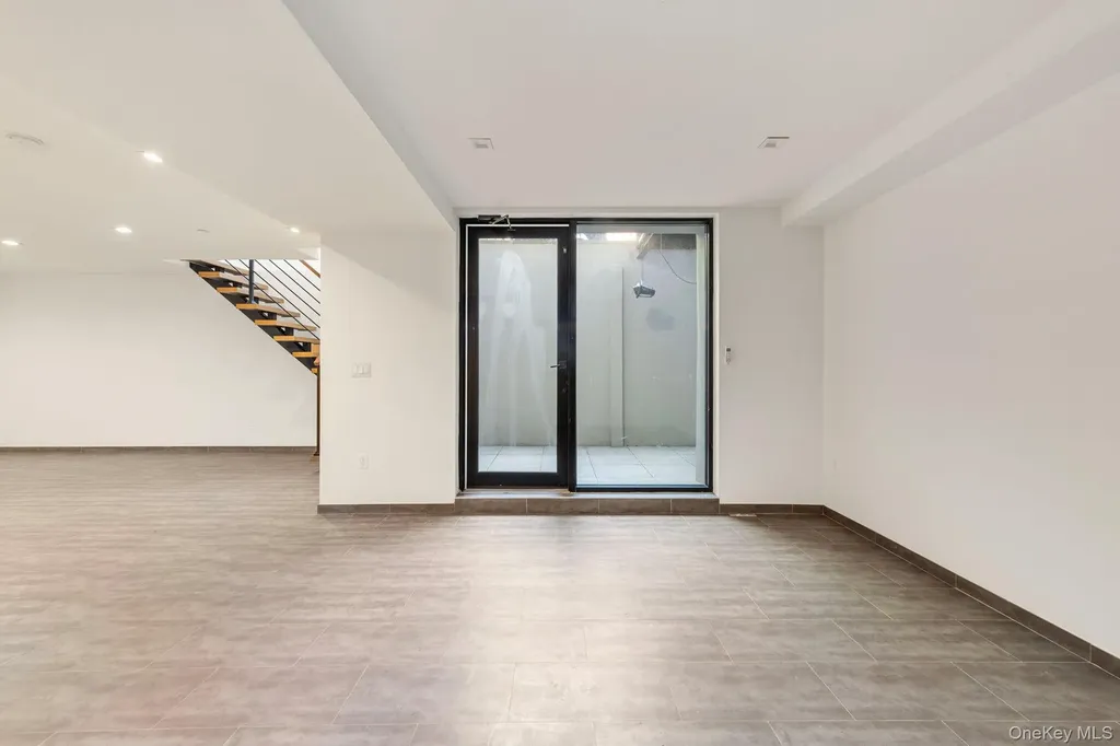 311 Hart Street Brooklyn NY 11206