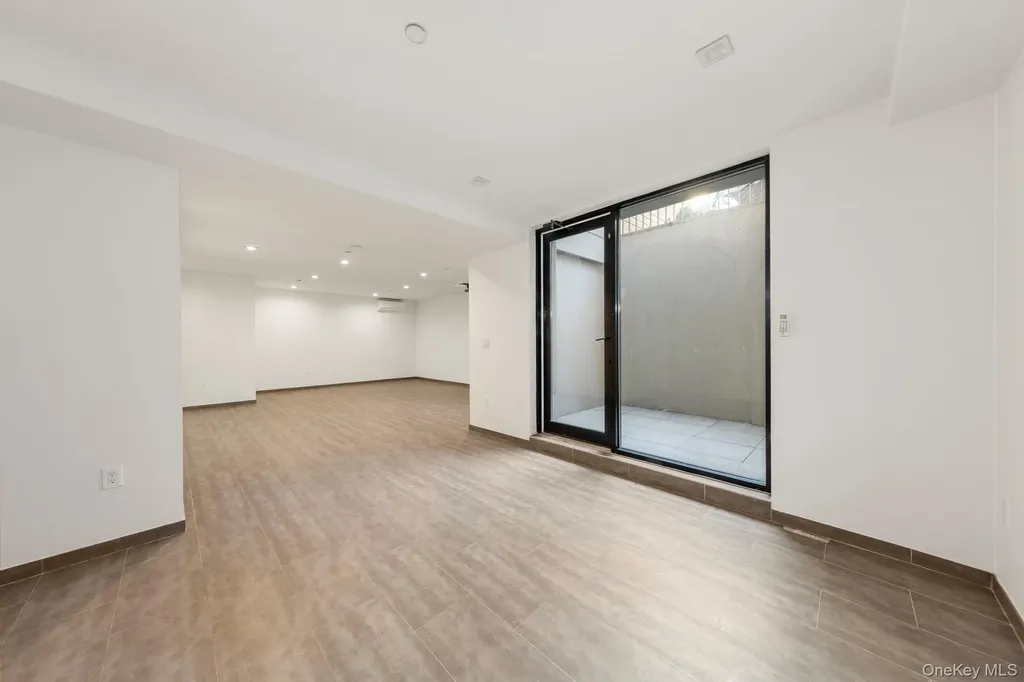311 Hart Street Brooklyn NY 11206