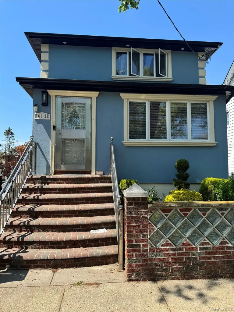 141-32 255 Rosedale NY 11422