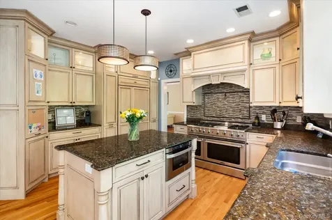 1 Woolen Court North Salem NY 10560
