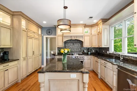 1 Woolen Court North Salem NY 10560