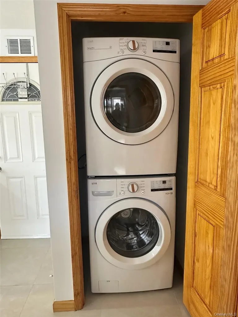 152-20 Peck Avenue Flushing NY 11355