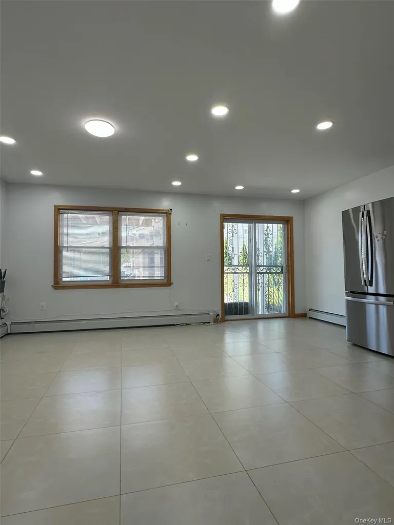 152-20 Peck Avenue Flushing NY 11355