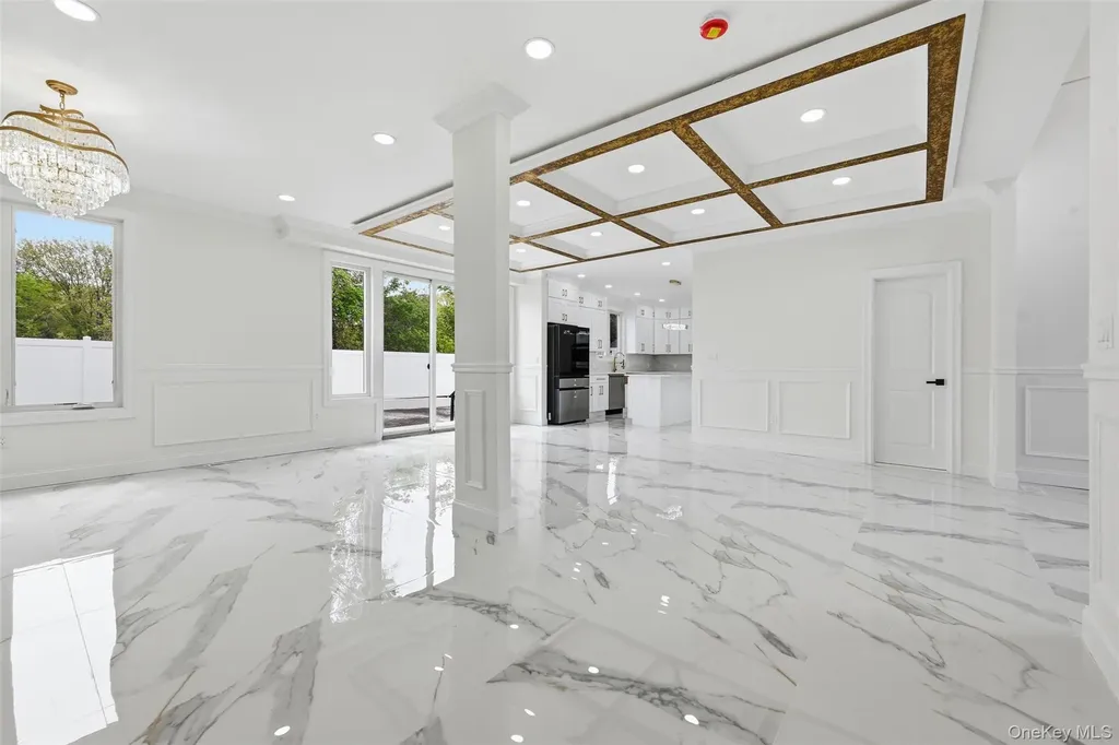 1275 Barry Drive S Valley Stream NY 11580