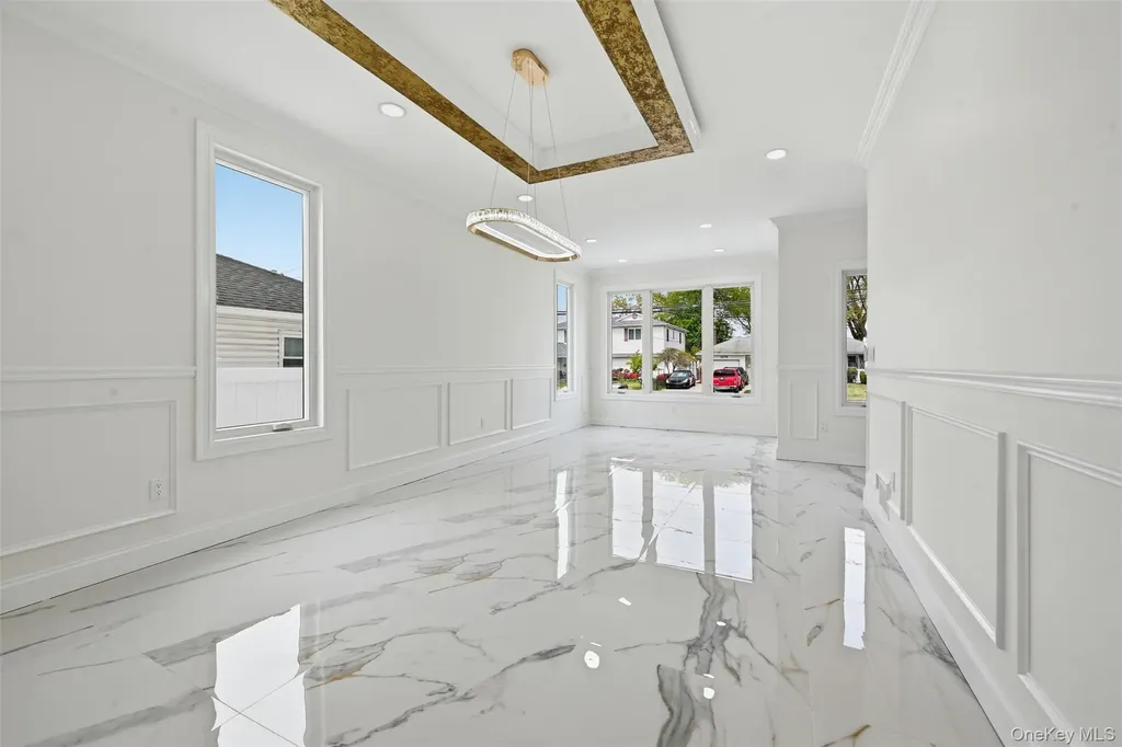 1275 Barry Drive S Valley Stream NY 11580