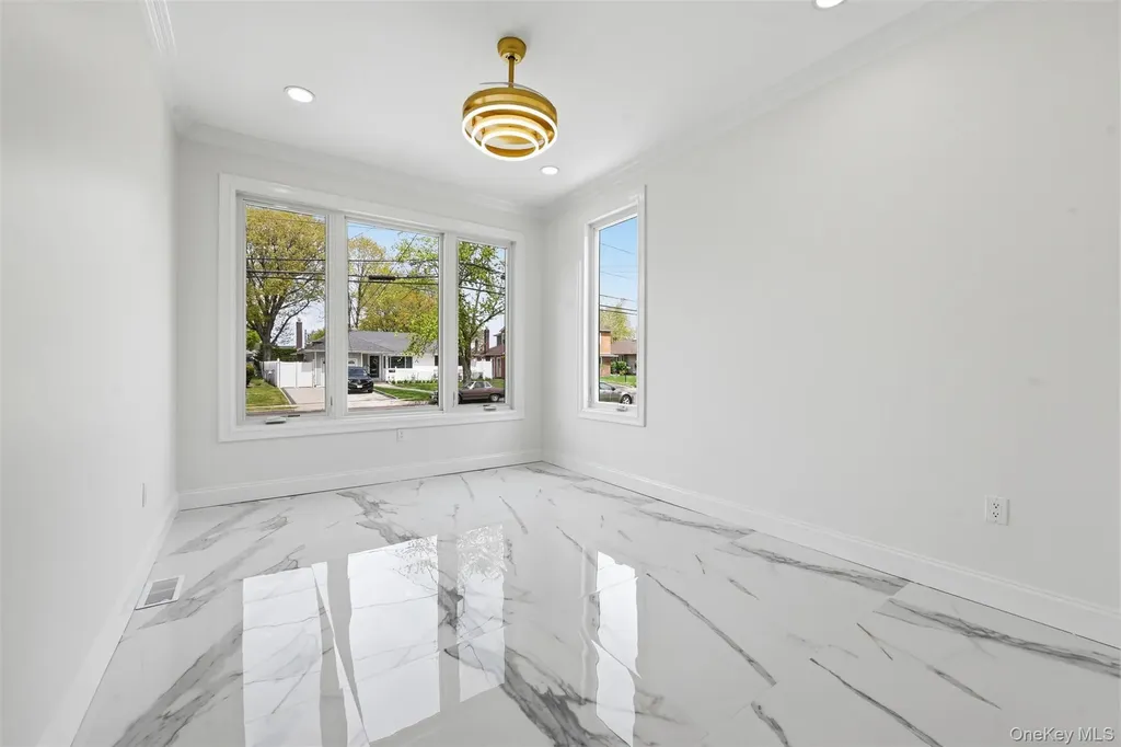 1275 Barry Drive S Valley Stream NY 11580