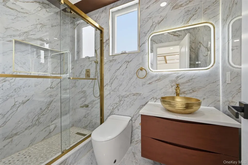 1275 Barry Drive S Valley Stream NY 11580
