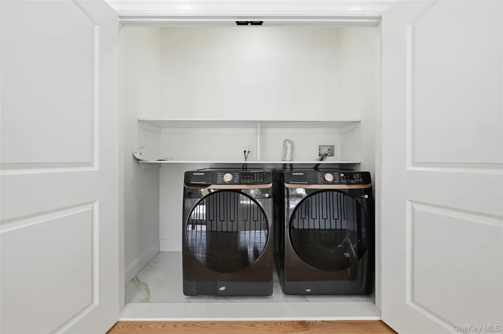 1275 Barry Drive S Valley Stream NY 11580
