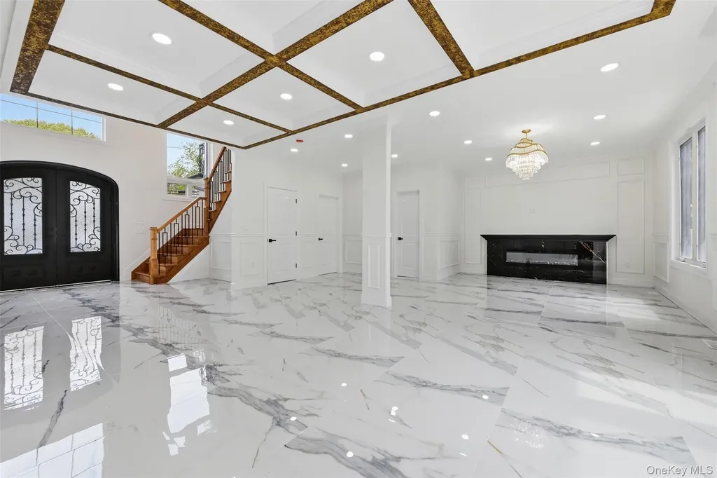 1275 Barry Drive S Valley Stream NY 11580
