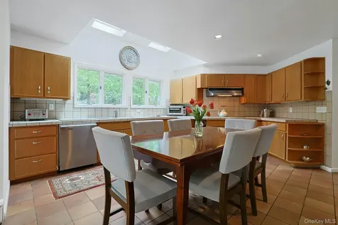 28 Sycamore Lane Irvington NY 10533