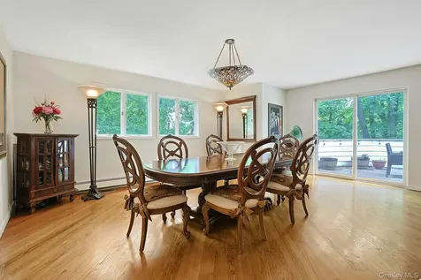 28 Sycamore Lane Irvington NY 10533