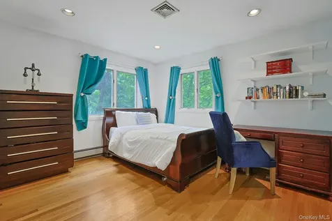 28 Sycamore Lane Irvington NY 10533