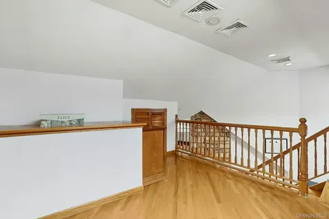 28 Sycamore Lane Irvington NY 10533