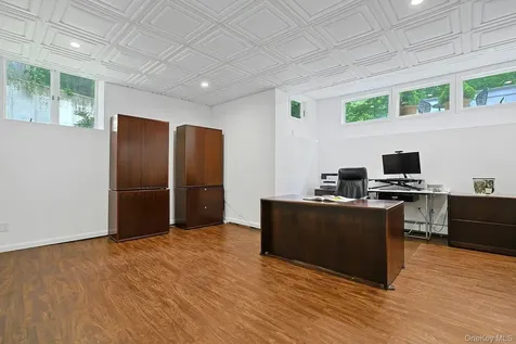 28 Sycamore Lane Irvington NY 10533