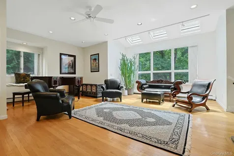 28 Sycamore Lane Irvington NY 10533