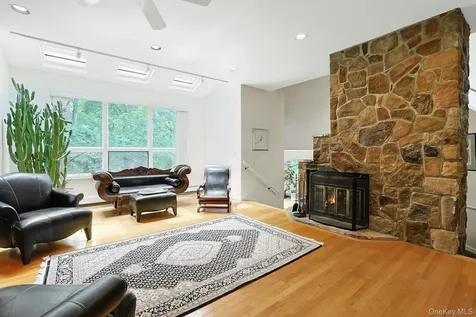 28 Sycamore Lane Irvington NY 10533