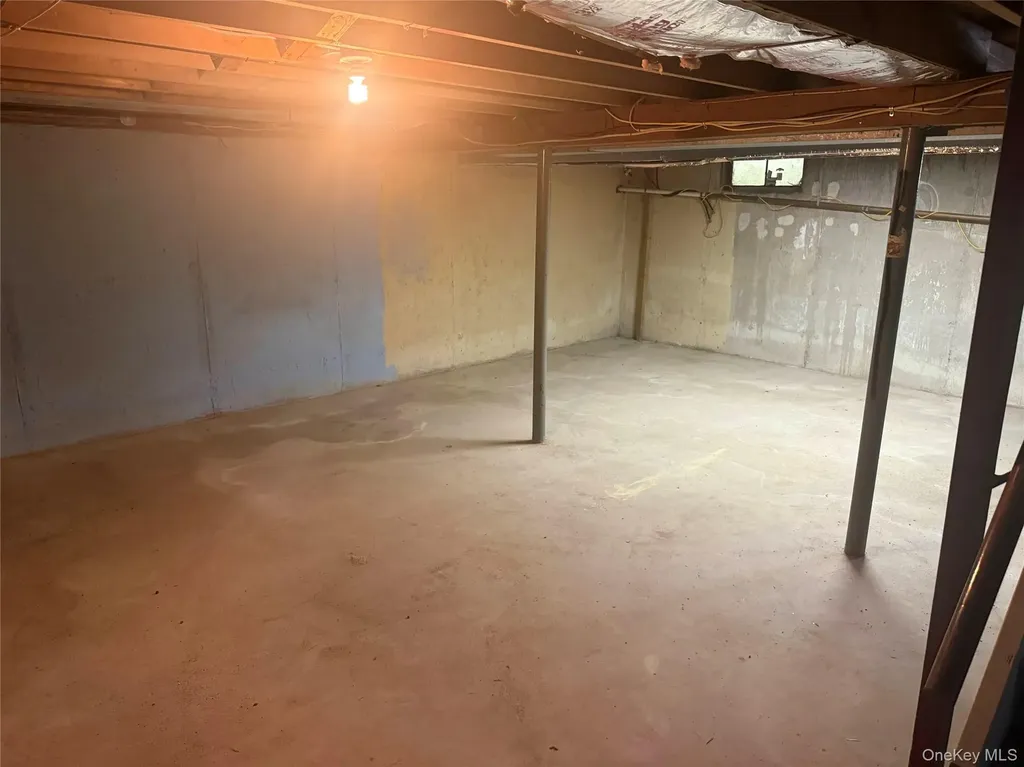 18 Greene Road Spring Valley NY 10977