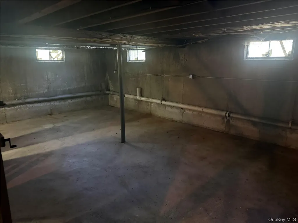 18 Greene Road Spring Valley NY 10977