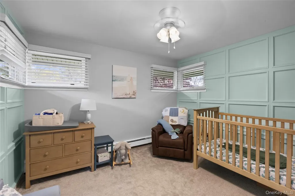 10 Oak Brook Lane Merrick NY 11566