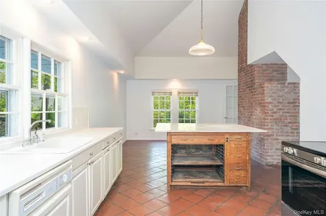 105 Douglas Road Chappaqua NY 10514