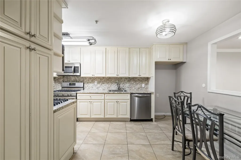 135 Route 306 Monsey NY 10952