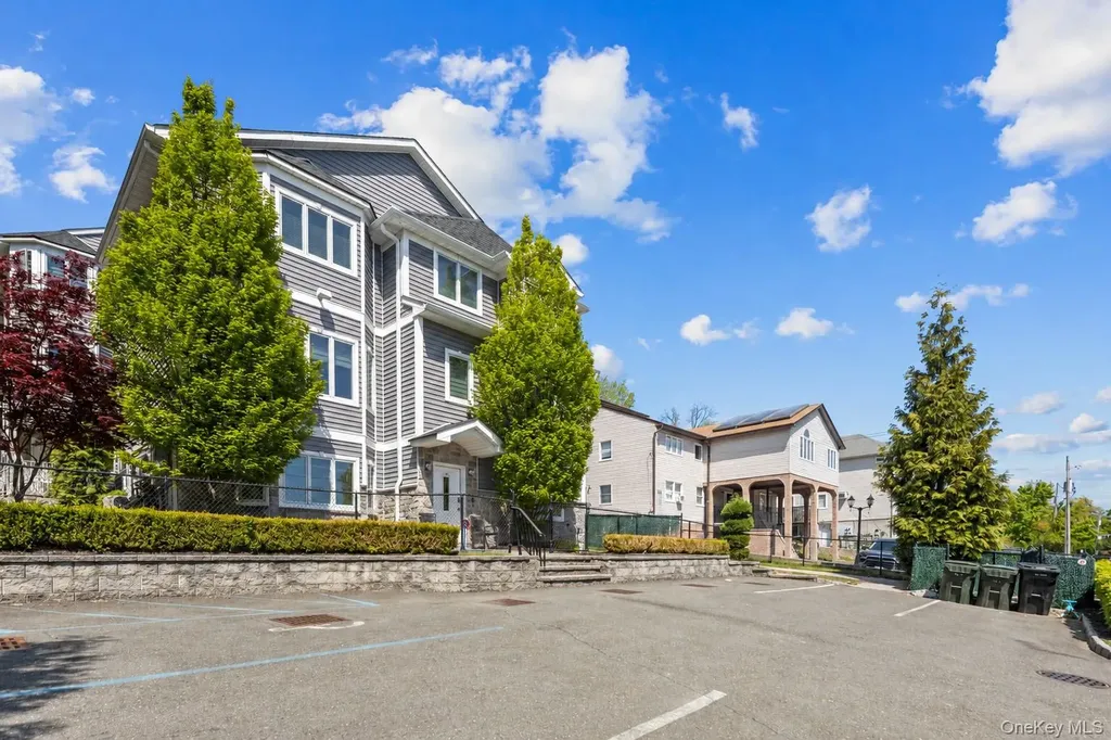 135 Route 306 Monsey NY 10952