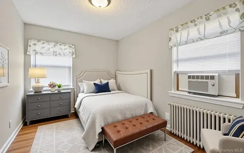 28 Linden Street Great Neck NY 11021