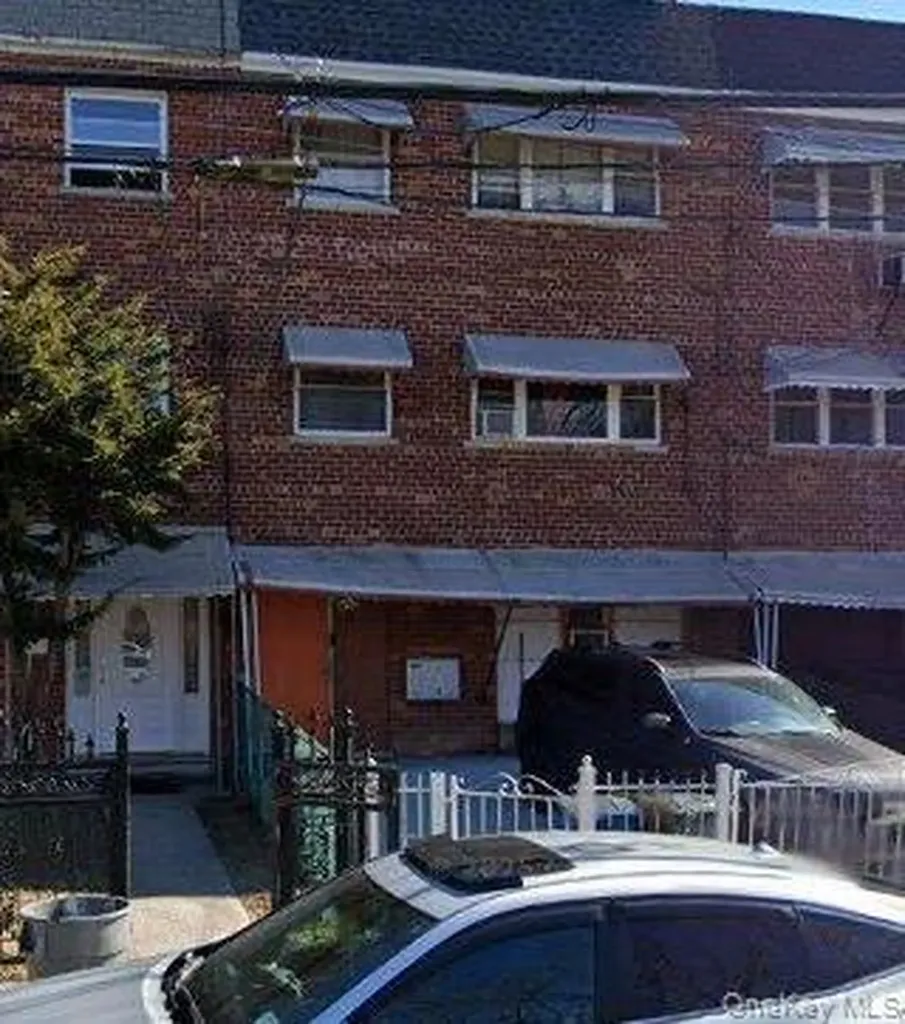 450 Commonwealth Avenue Bronx NY 10473