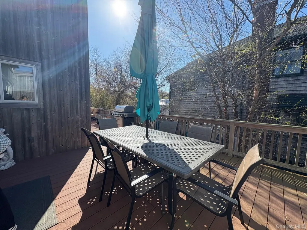 431 Dehnhoff Walk Ocean Beach NY 11770