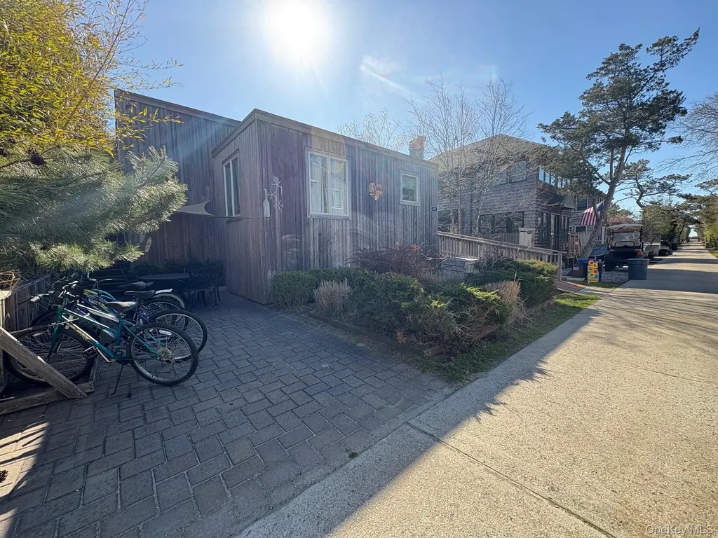 431 Dehnhoff Walk Ocean Beach NY 11770