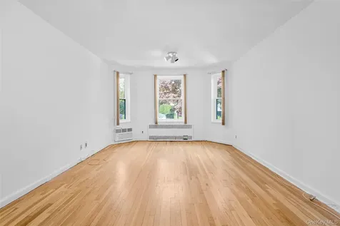 101 Old Mamaroneck Road White Plains NY 10605