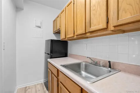 101 Old Mamaroneck Road White Plains NY 10605