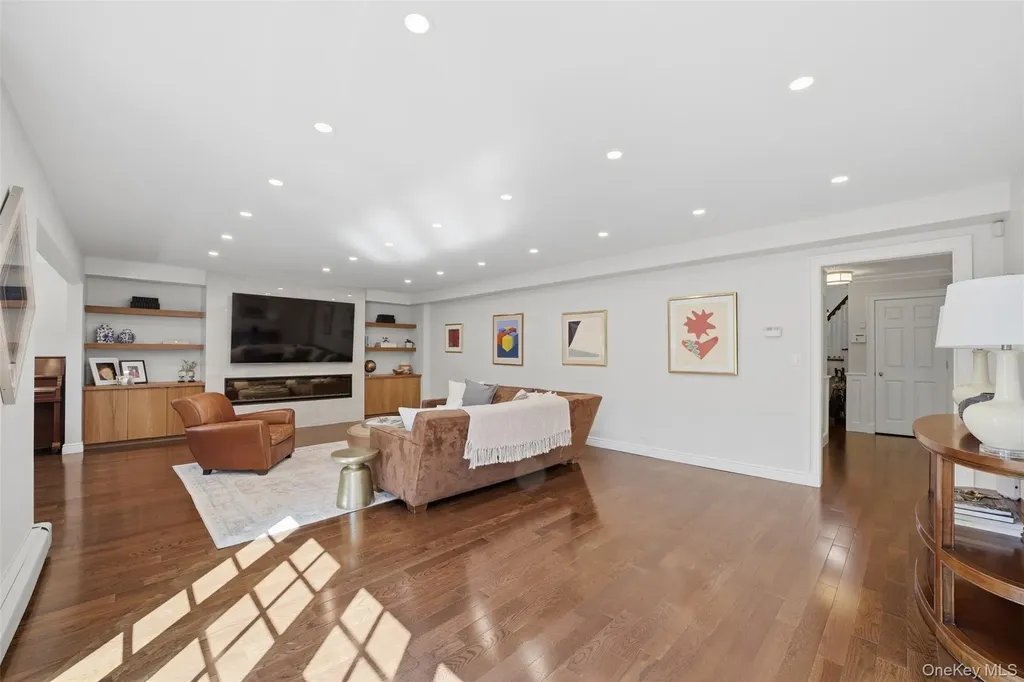 11 White Plains Road Bronxville NY 10708