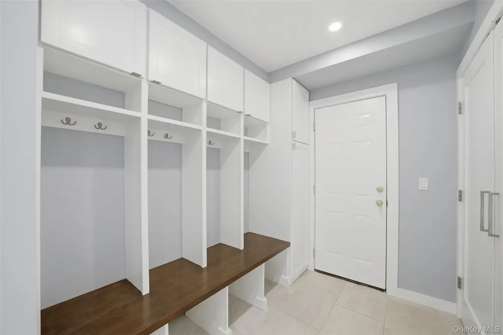 11 White Plains Road Bronxville NY 10708