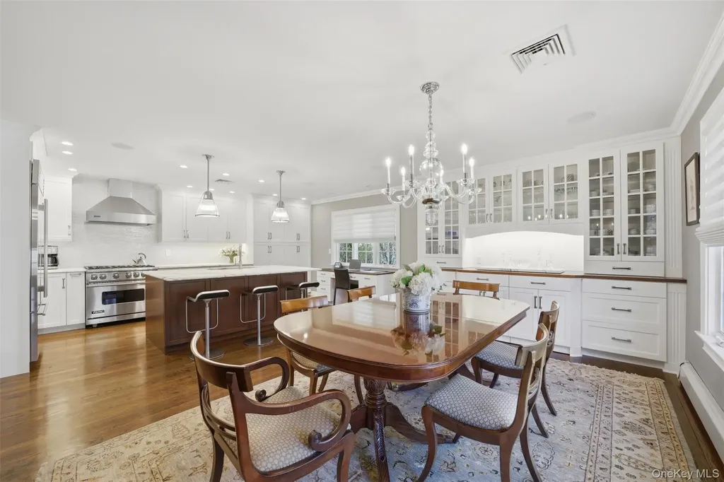 11 White Plains Road Bronxville NY 10708