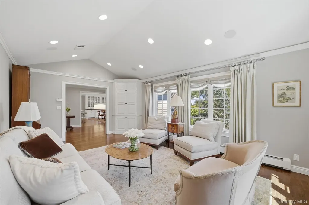 11 White Plains Road Bronxville NY 10708