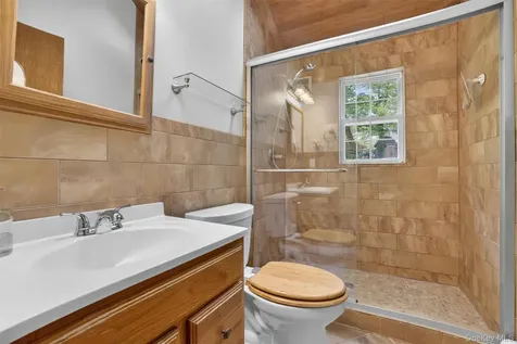 37 Hollowbrook Lane Cortlandt Manor NY 10567