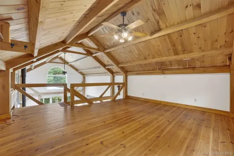 37 Hollowbrook Lane Cortlandt Manor NY 10567