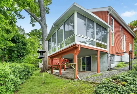 37 Hollowbrook Lane Cortlandt Manor NY 10567