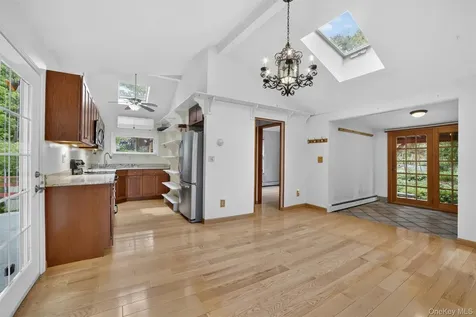 37 Hollowbrook Lane Cortlandt Manor NY 10567