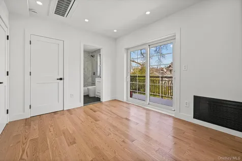 32-35 164th Street Flushing NY 11358
