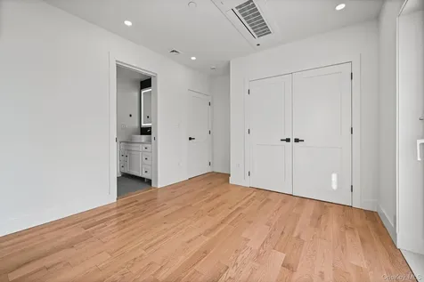 32-35 164th Street Flushing NY 11358