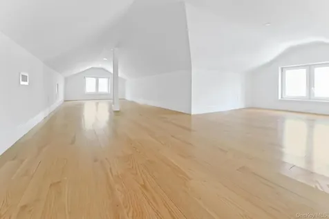 32-35 164th Street Flushing NY 11358
