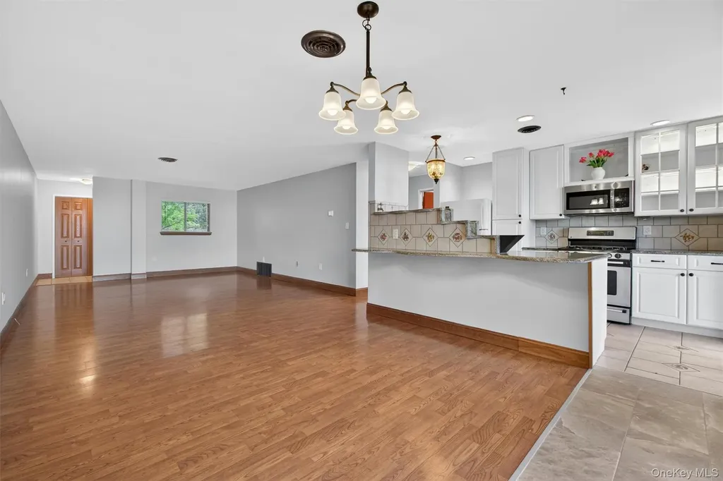 2 Park Place Newburgh NY 12550