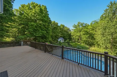 27 Hawleys Corners Road Highland NY 12528