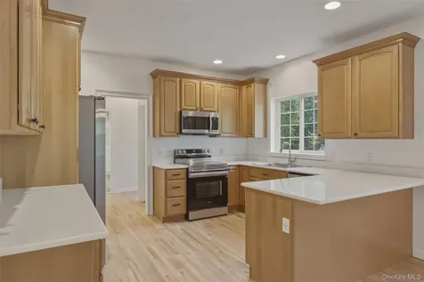 27 Hawleys Corners Road Highland NY 12528