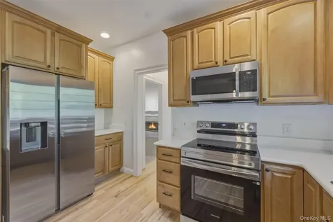 27 Hawleys Corners Road Highland NY 12528